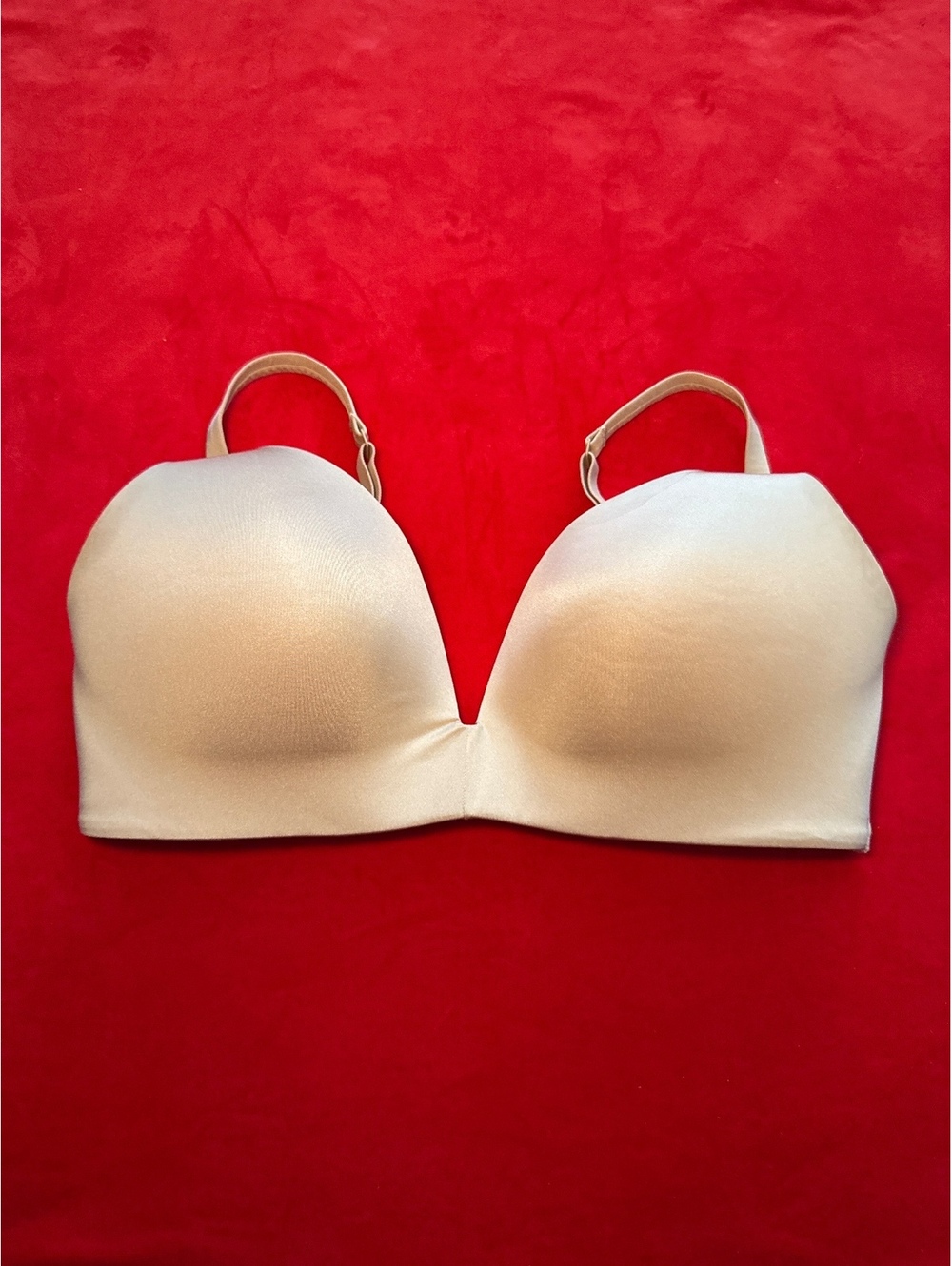 NWOT Skims Wireless Form Maternity Nursing Bra Color Clay Size 36D